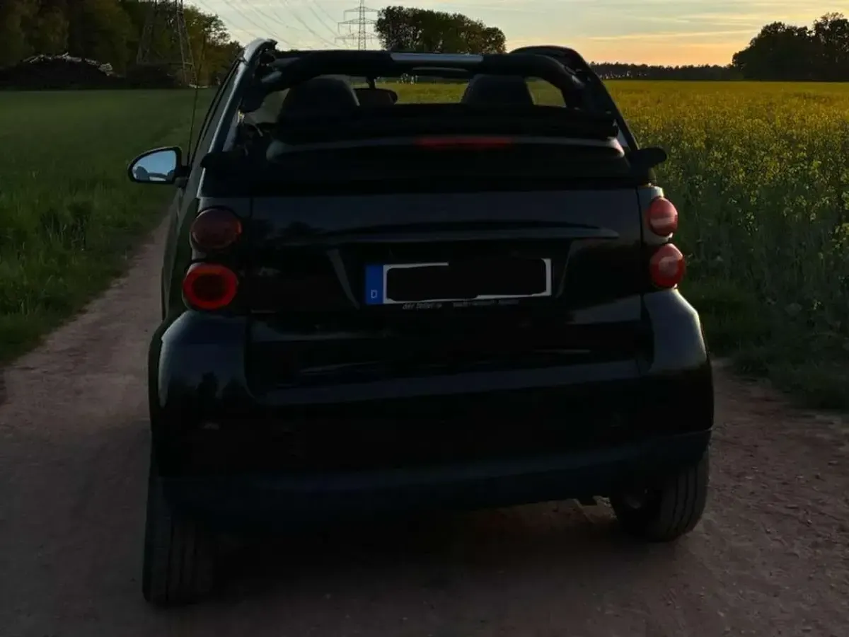 Gebraucht Smart ForTwo Cabrio Passion 71 PS (52 kW) 2010 Schwarz Cabrio