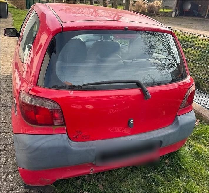 Gebraucht Toyota Yaris 65 PS (47 kW) 2000 Rot Kleinwagen