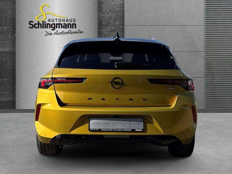 Neu Opel Astra Ultimate 145 PS (106 kW) 2026 Gelb Limousine