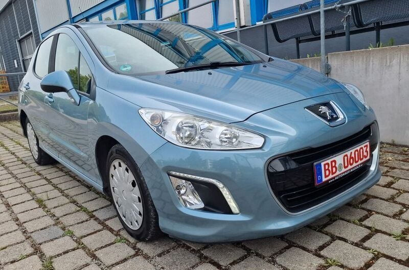 Blau Gebraucht 2013 Peugeot 308 Limousine | 5.990 € (Superpreis) - Bild 1/4