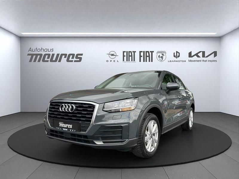 Grau Gebraucht 2018 Audi Q2 SUV | 17.988 € (Fairer Preis) - Bild 1/4