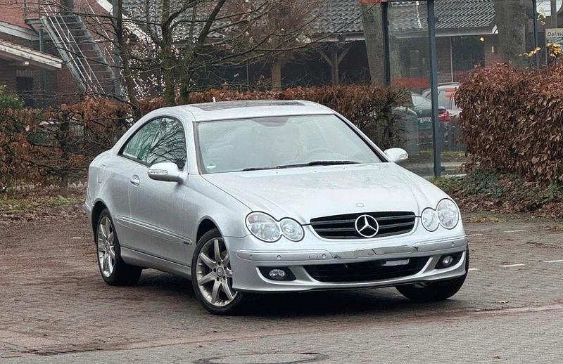 Silber Gebraucht 2008 Mercedes CLK280 Avantgarde Coupé | 11.500 € (Fairer Preis) - Bild 1/4