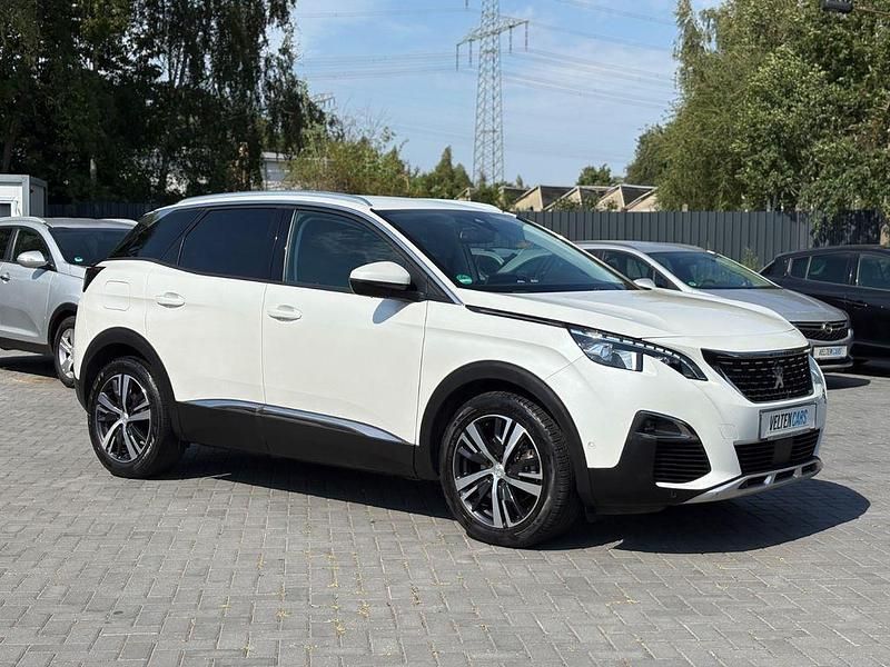 Weiß Gebraucht 2018 Peugeot 3008 Allure SUV | 15.299 € (Fairer Preis) - Bild 1/4