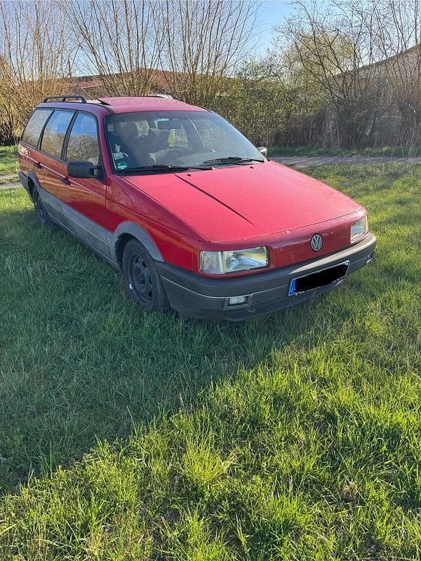 Gebraucht VW Passat 90 PS (66 kW) 1990 Rot Kombi