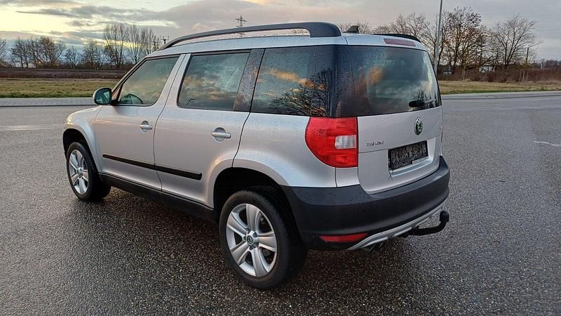 Gebraucht Skoda Yeti Plus Edition 152 PS (111 kW) 2013 Silber SUV