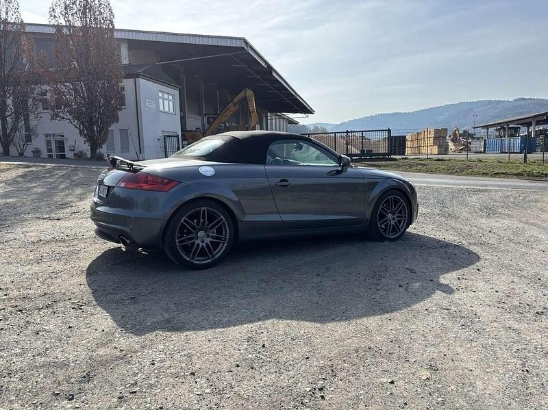 Gebraucht Audi TT Roadster 211 PS (155 kW) 2012 Grau Cabrio