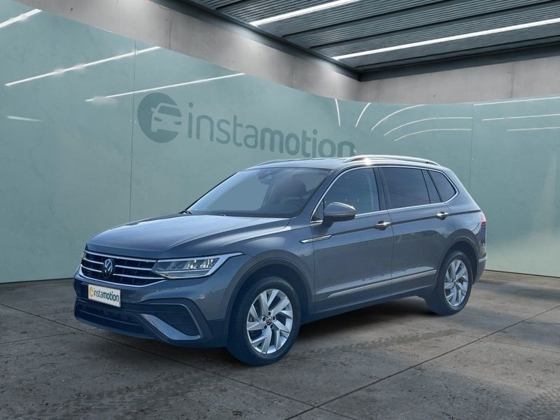 Grau Gebraucht 2024 VW Tiguan Allspace S SUV | 41.693 € (Fairer Preis) - Bild 1/3