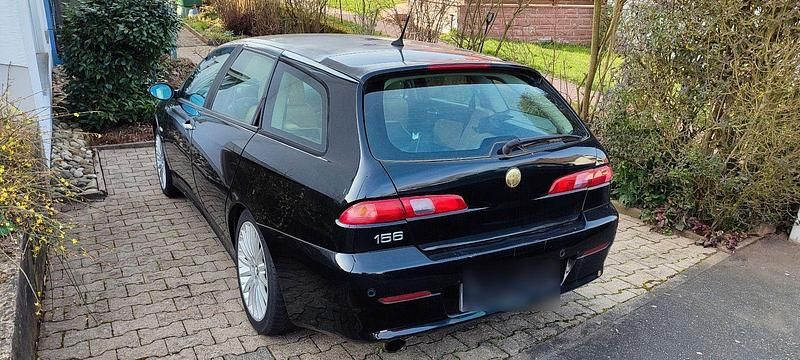 Gebraucht Alfa Romeo 156 Distinctive 166 PS (122 kW) 2004 Schwarz Kombi