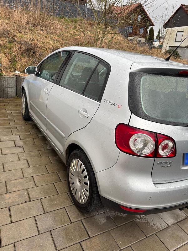 Gebraucht VW Golf V 140 PS (102 kW) 2007 Silber Kleinwagen