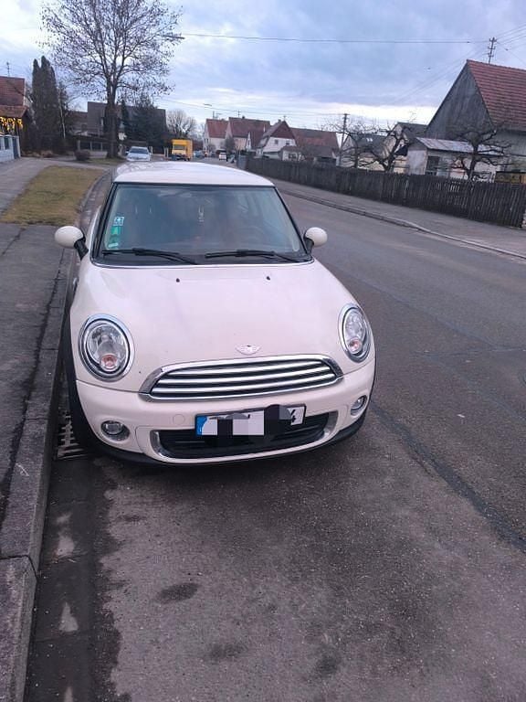 Weiß Gebraucht 2012 Mini ONE Kleinwagen | 4.490 € (Fairer Preis) - Bild 1/4