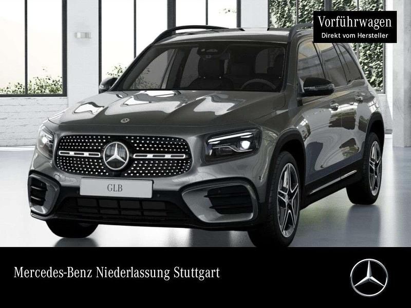 Grau Gebraucht 2025 Mercedes GLB220 AMG SUV | 50.990 € (Fairer Preis) - Bild 1/4