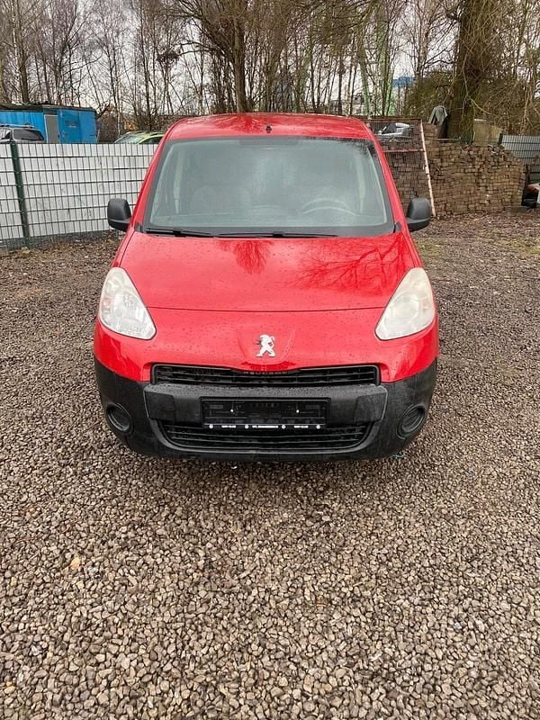 Gebraucht Peugeot Partner 75 PS (55 kW) 2012 Rot Van / Kleinbus