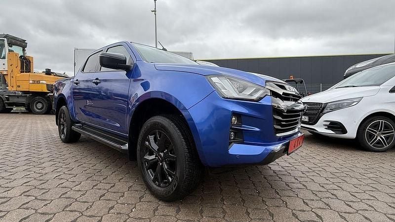 Gebraucht Isuzu D-Max 163 PS (119 kW) 2024 Blau SUV