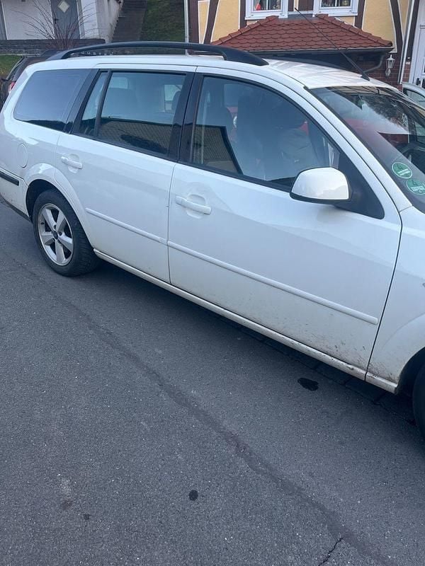 Gebraucht Ford Mondeo Trend 131 PS (96 kW) 2003 Weiß Kombi