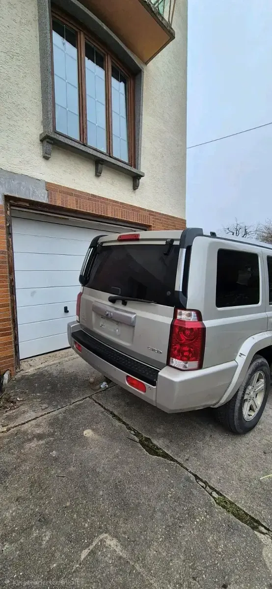 Second-hand Jeep Commander 218 CP (160 kW) 2010 SUV
