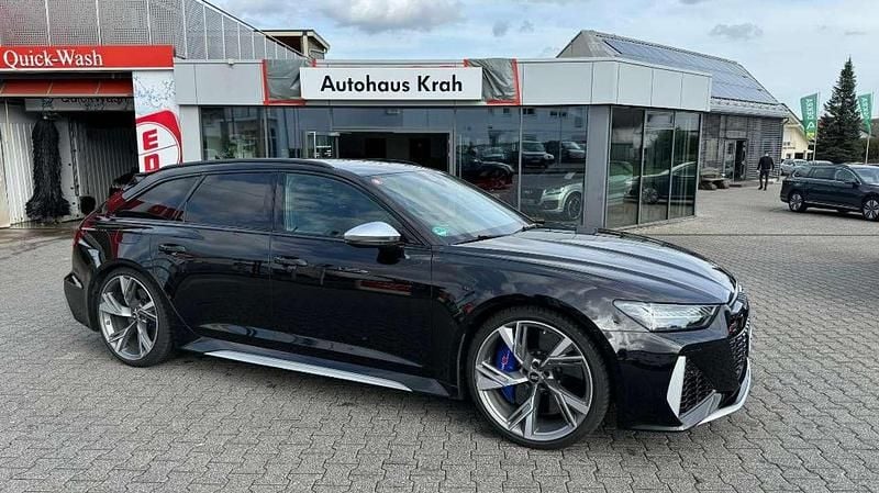 Gebraucht Audi RS6 Ambiente 600 PS (441 kW) 2020 Mythosschwarz metallic Kombi