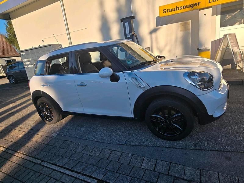 Gebraucht Mini Cooper 105 PS (77 kW) 2014 Weiß Kleinwagen