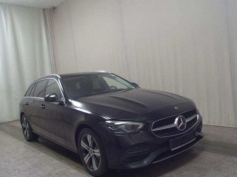 Gebraucht Mercedes C220 Avantgarde 200 PS (147 kW) 2021 Schwarz  unilack Kombi