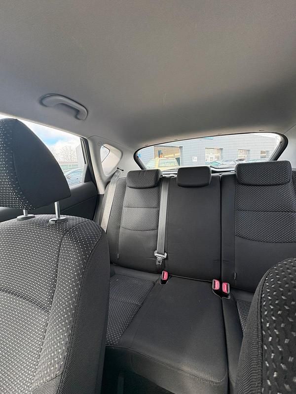 Gebraucht Hyundai i30 108 PS (79 kW) 2012 Limousine