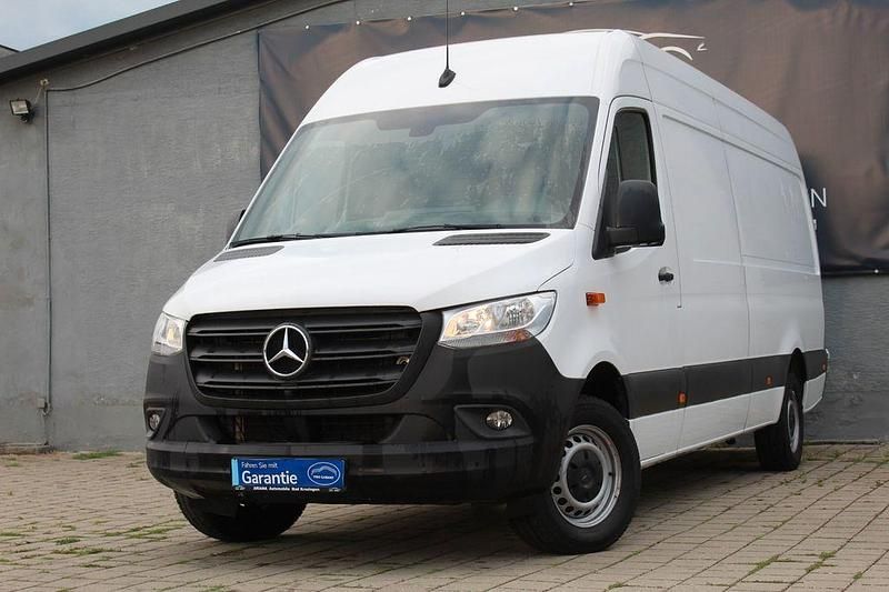 Gebraucht Mercedes Sprinter 150 PS (110 kW) 2023 Weiß Van
