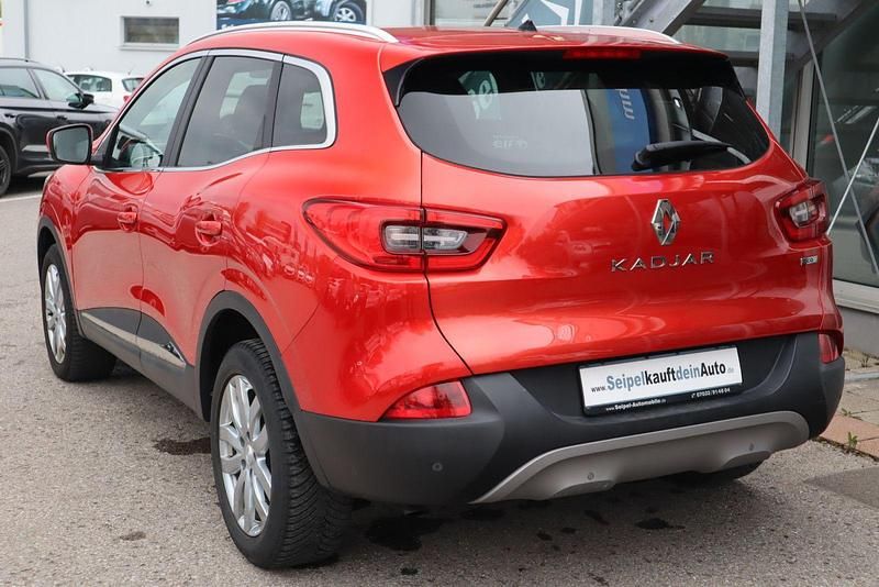 Gebraucht Renault Kadjar XMOD 110 PS (80 kW) 2016 Rot SUV
