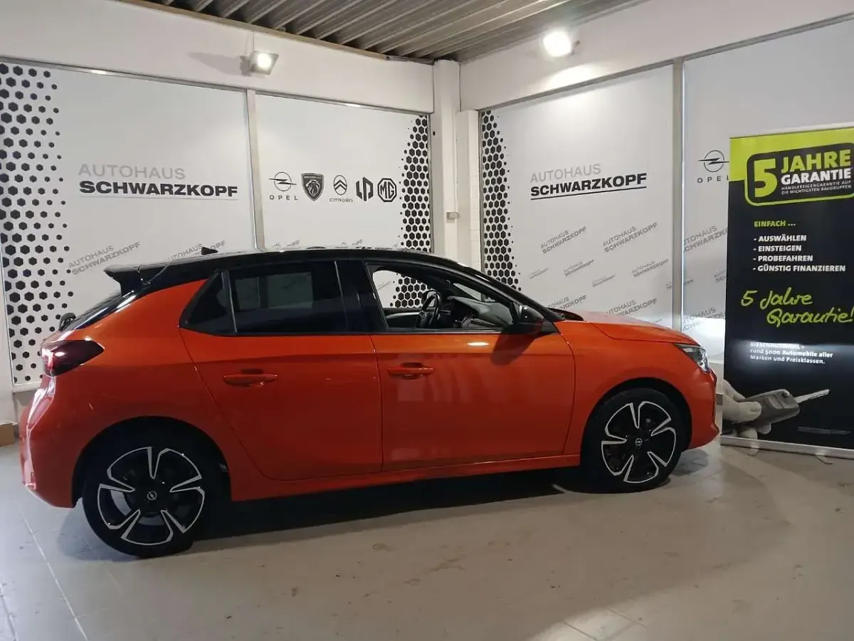 Gebraucht Opel Corsa 101 PS (74 kW) 2020 Power orange Kleinwagen
