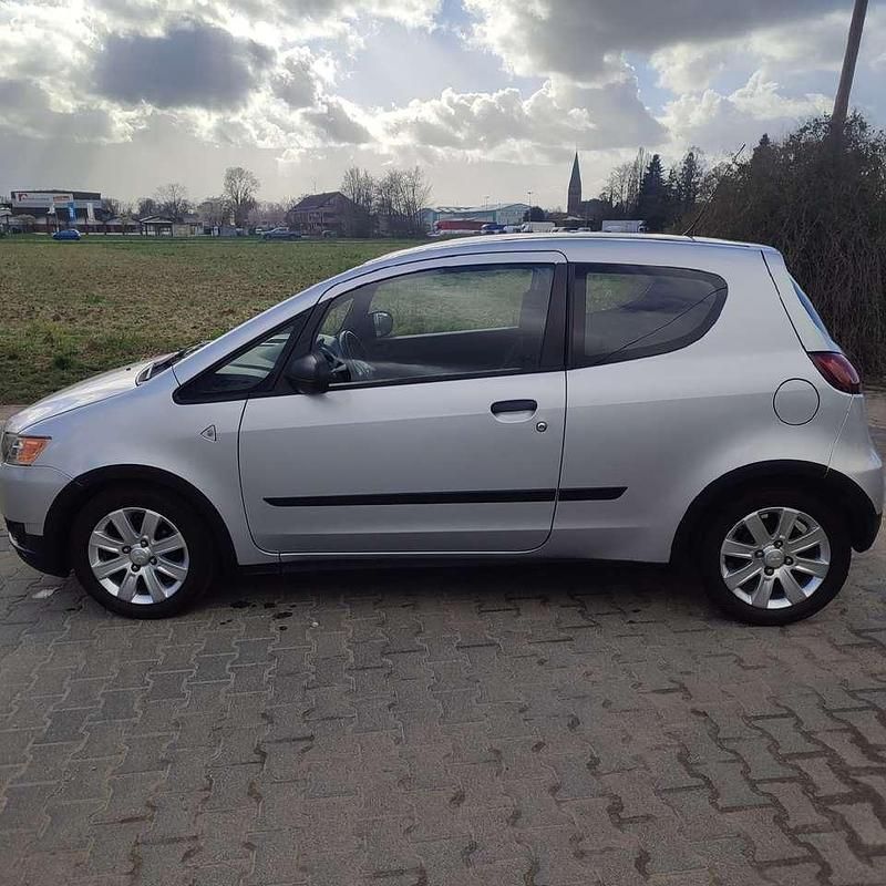 Gebraucht Mitsubishi Colt Edition 75 PS (55 kW) 2010 Kleinwagen