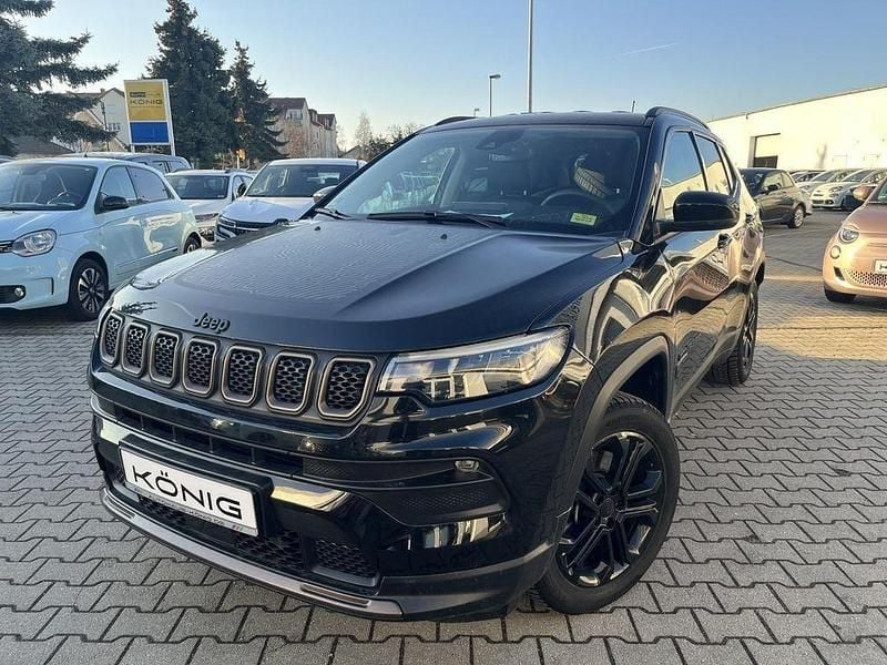 Second-hand Jeep Compass 239 CP (175 kW) 2022 Negru SUV