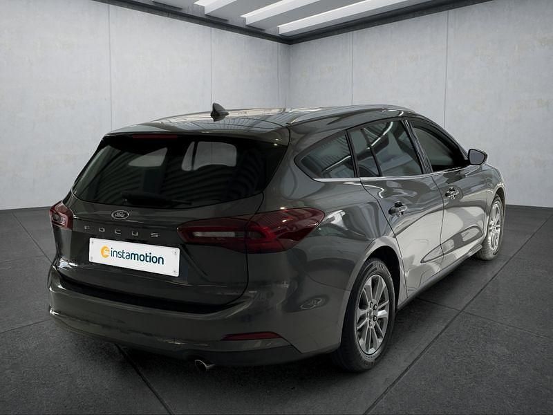 Neu Ford Focus Titanium X 155 PS (114 kW) 2026 Grau Kombi