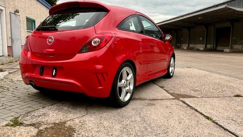 Rot Gebraucht 2007 Opel Corsa OPC Kleinwagen | 3.499 € (Etwas zu teuer) - Bild 1/4