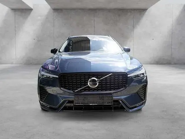 Gebraucht Volvo XC60 145 PS (106 kW) 2023 SUV