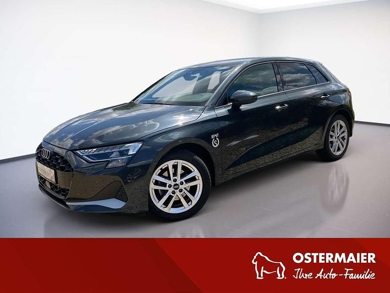 Manhattangrau metallic Gebraucht 2024 Audi A3 Sportback Advanced Plus Limousine | 36.800 € (Fairer Preis) - Bild 1/4
