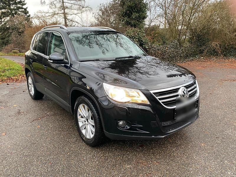 Gebraucht VW Tiguan Sportline 140 PS (102 kW) 2009 Schwarz SUV