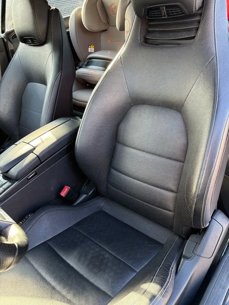 Gebraucht Mercedes E350 AMG line 252 PS (185 kW) 2015 Silber Cabrio