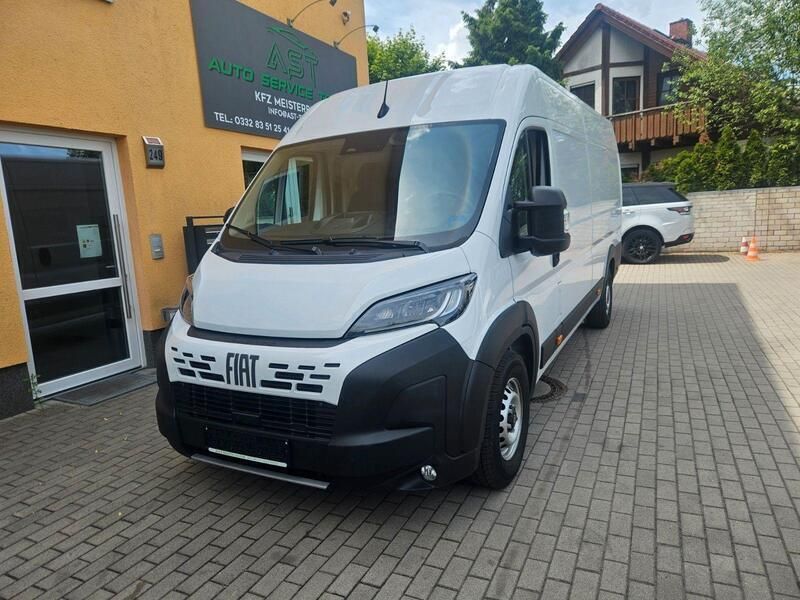 Weiß Gebraucht 2024 Fiat Ducato Van | 29.490 € - Bild 1/4