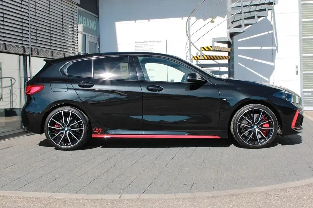 Gebraucht BMW 128 M Sport 265 PS (194 kW) 2023 Schwarz Limousine