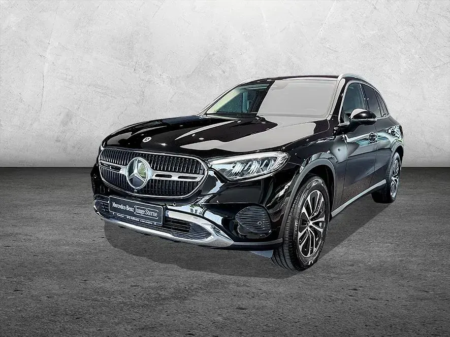 Gebraucht Mercedes GLC220 Avantgarde 197 PS (144 kW) 2023 Schwarz SUV