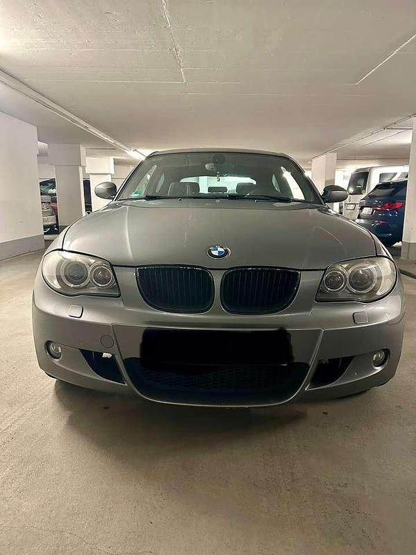 Gebraucht BMW 120 170 PS (125 kW) 2009 Grau Kleinwagen