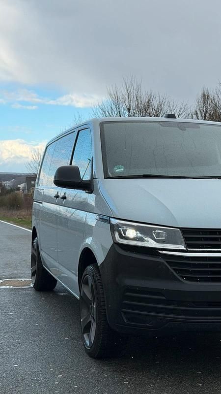Gebraucht VW Transporter 2021 Grau Van