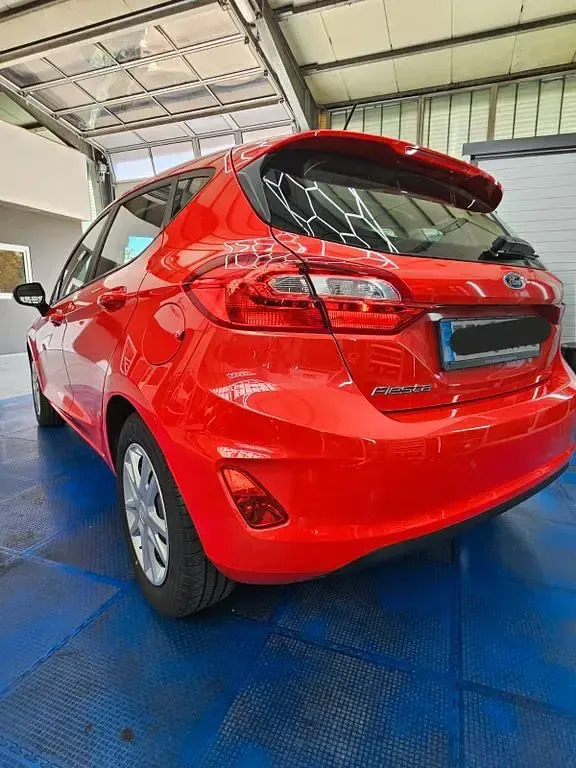 Gebraucht Ford Fiesta Cool & Connect 86 PS (63 kW) 2017 Rot Kleinwagen