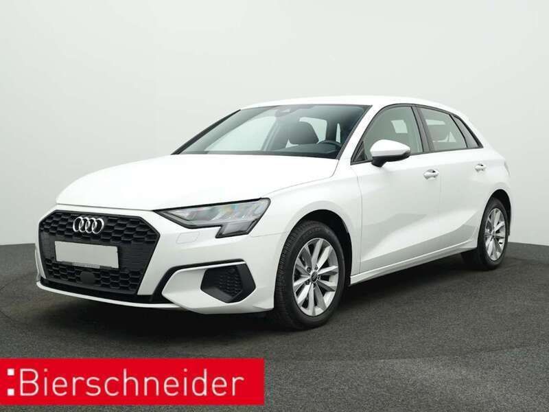 Weiss Gebraucht 2022 Audi A3 Sportback Business Limousine | 24.450 € (Superpreis) - Bild 1/4