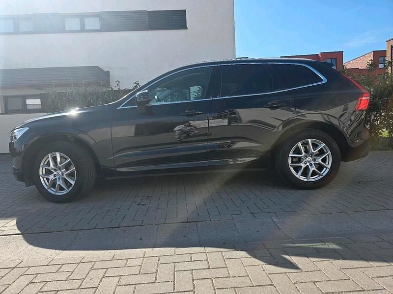 Gebraucht Volvo XC60 197 PS (144 kW) 2020 Schwarz SUV