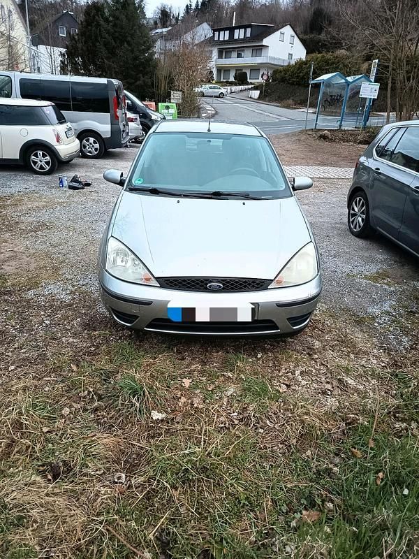 Gebraucht Ford Focus 75 PS (55 kW) 2003 Grau Kombi