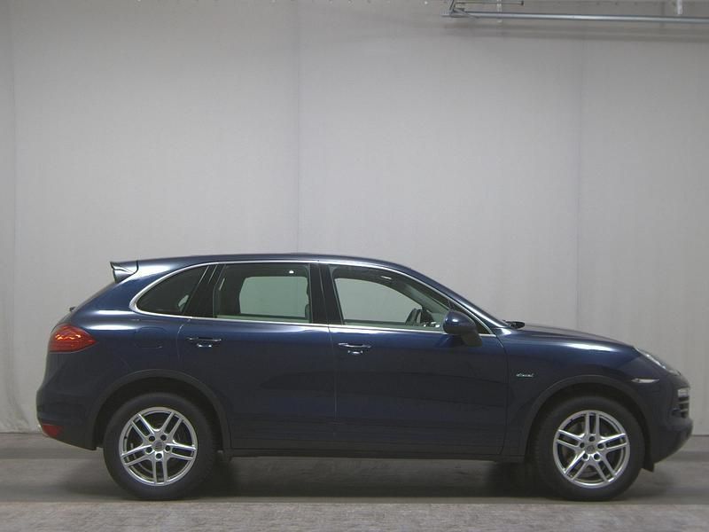 Dunkelblaumetallic Gebraucht 2013 Porsche Cayenne SUV | 22.990 € (Superpreis) - Bild 1/4