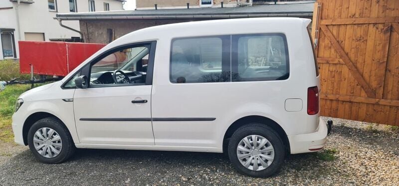 Weiß Gebraucht 2017 VW Caddy Van / Kleinbus | 8.400 € (Superpreis) - Bild 1/4