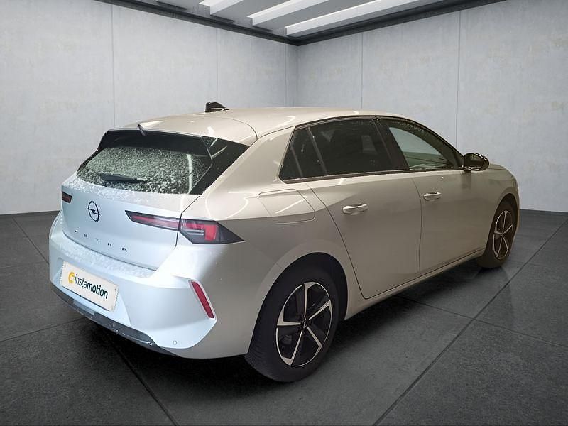 Używany Opel Astra 131 KM (96 kW) 2025 Szary Sedan/Limuzyna