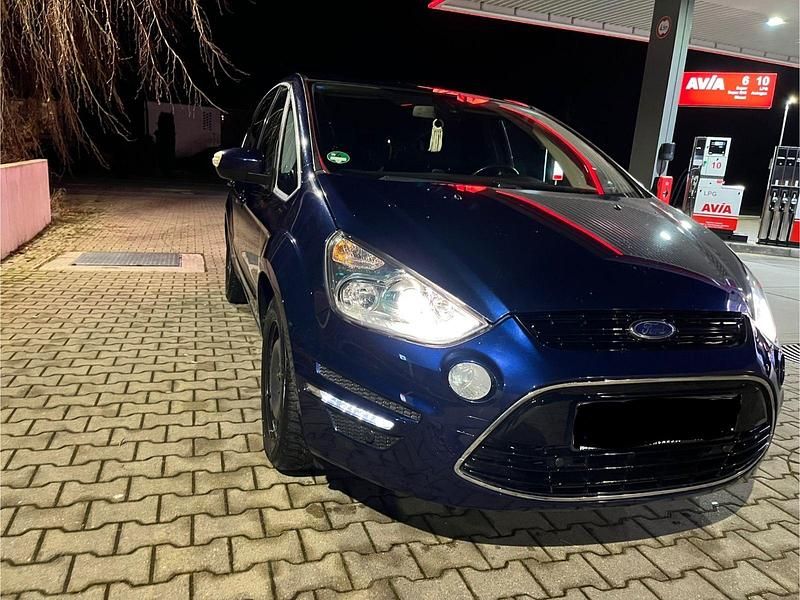 Gebraucht Ford S-MAX Titanium 160 PS (117 kW) 2011 Blau Van / Kleinbus