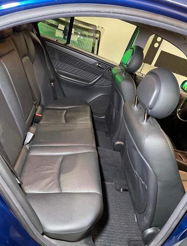 Gebraucht Mercedes C270 175 PS (128 kW) 2001 Blau Limousine