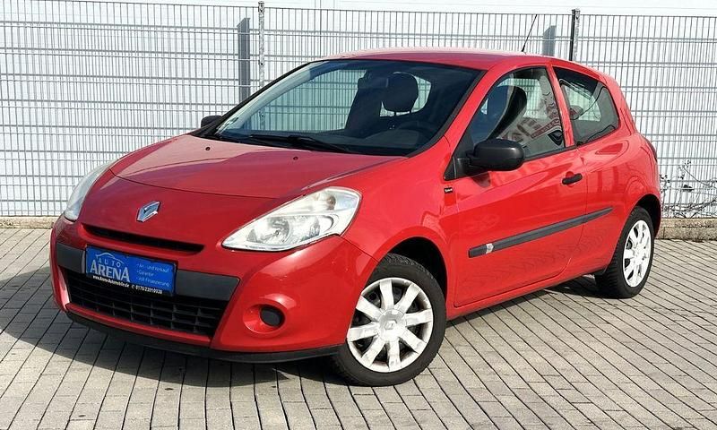 Gebraucht Renault Clio III 75 PS (55 kW) 2012 Rot Limousine