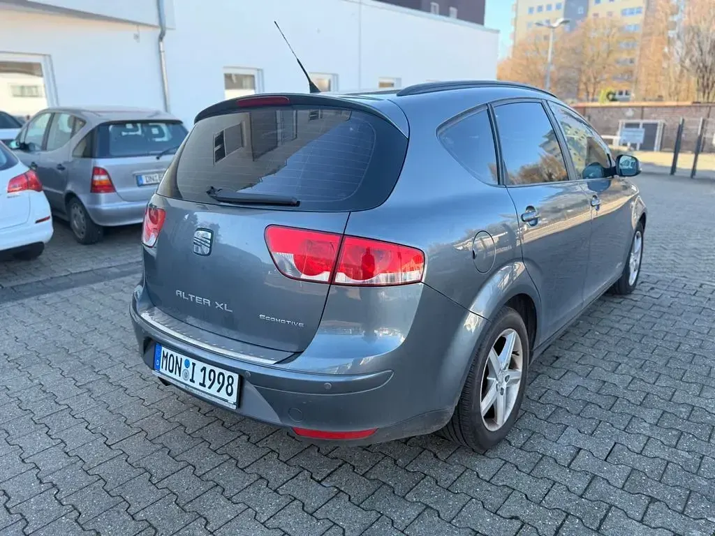 Gebraucht Seat Altea XL Copa 105 PS (77 kW) 2013 Grau Van / Kleinbus